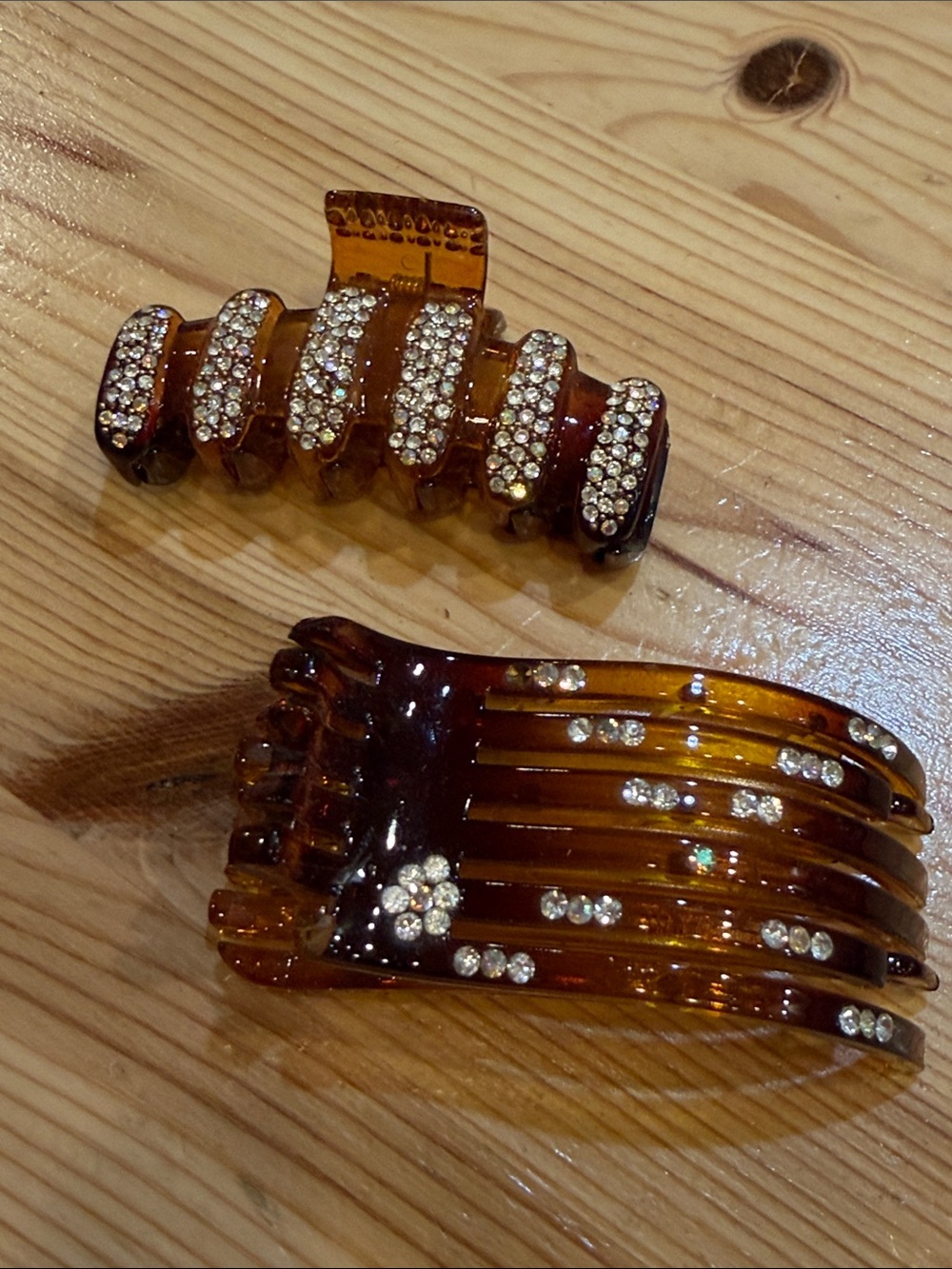 Vintage Amber Tortoiseshell Hair Claw Clips with Clear Crystals - Set of 2